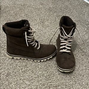 Super cute Timberland boots